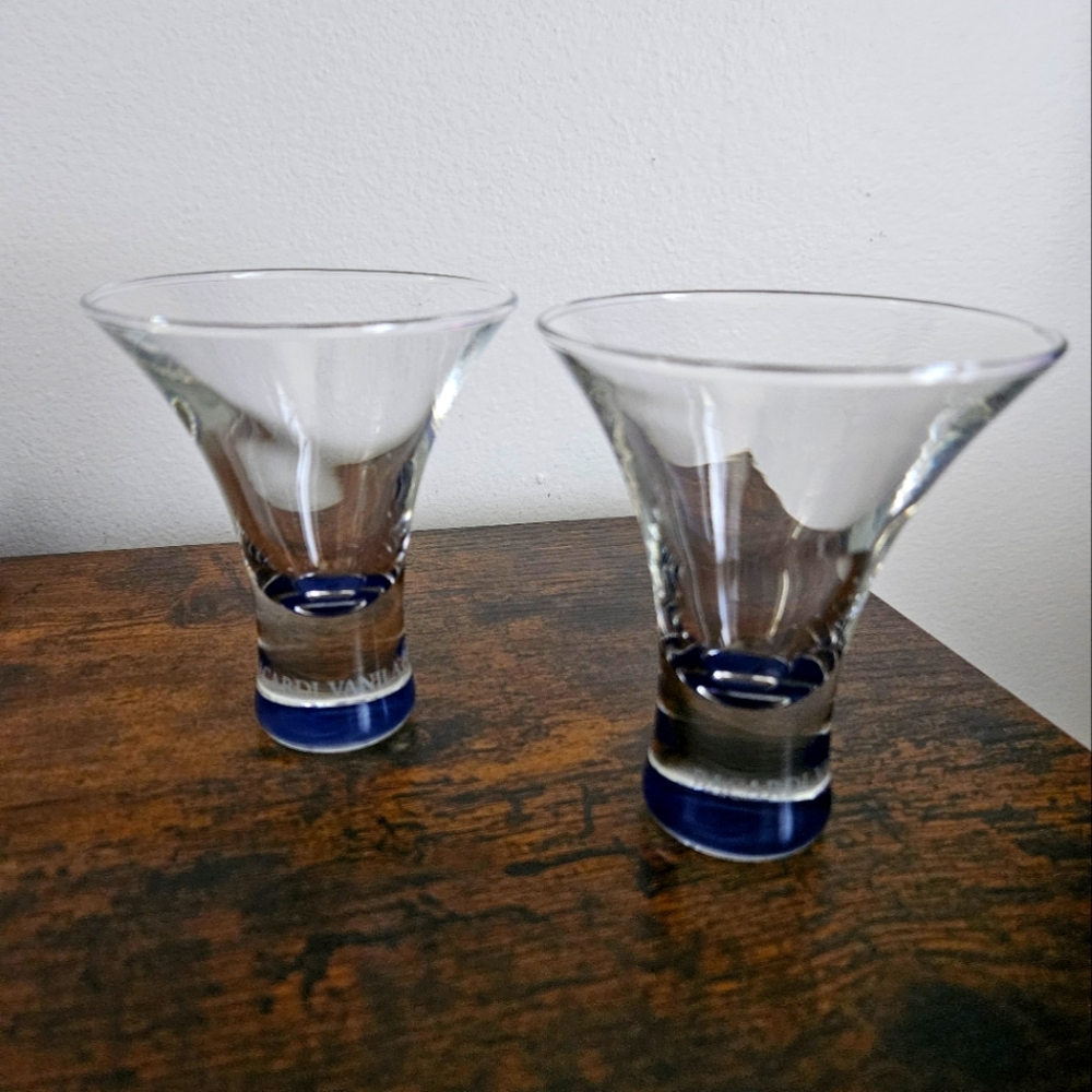 Set Of 2 Bacardi Vanilla Flare Blue Bottom Cocktail Glasses